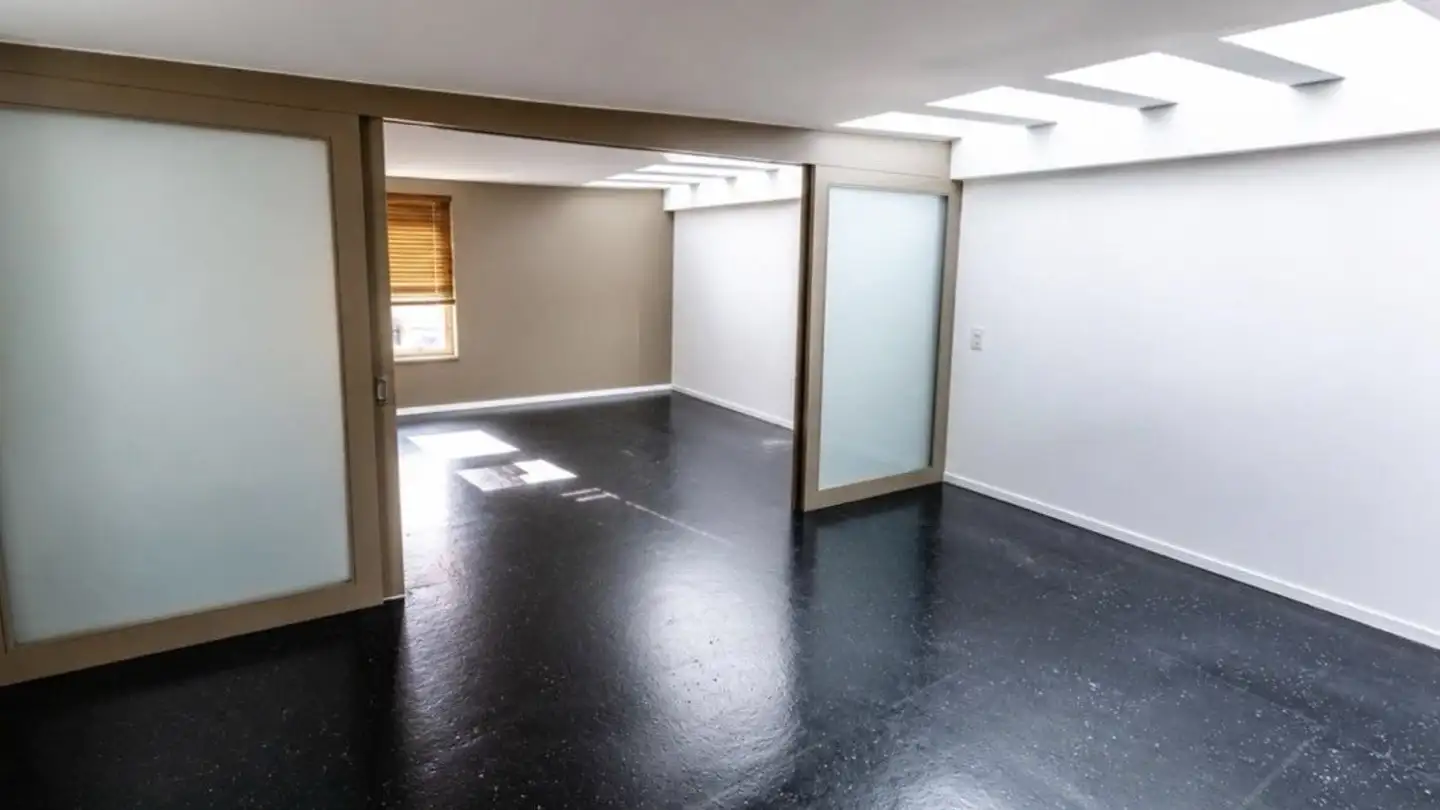 Office space for rent - Hopfenstrasse 10, 8045 Zürich
