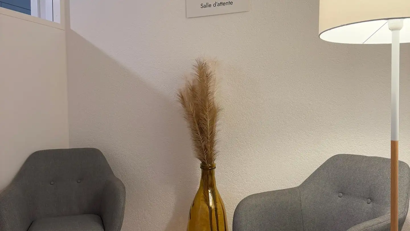 Medical practice for rent - Route De Vevey 5, 1618 Châtel-St-Denis - Photo 3