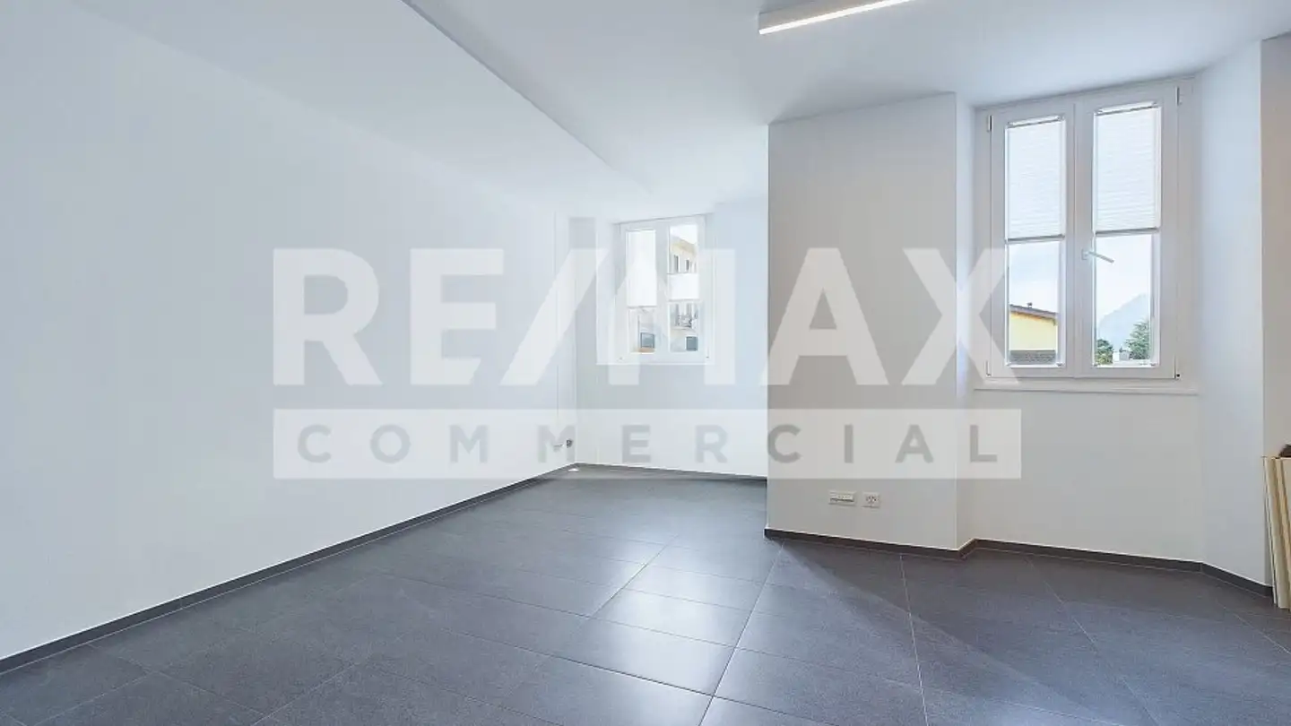 Office space for rent - 6963 Pregassona