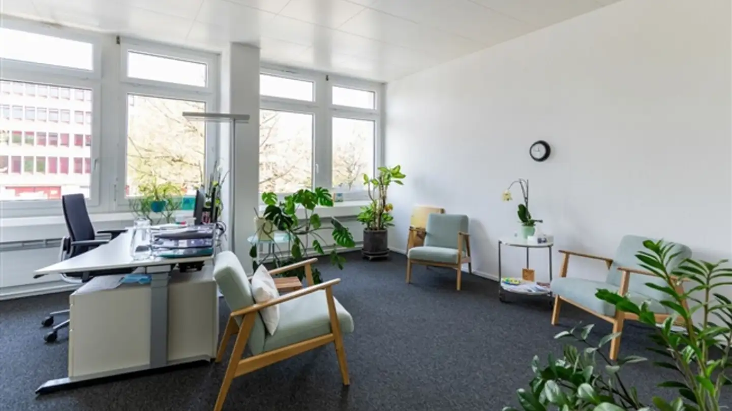 Wohnung mieten - Industriestrasse 25, 8604 Volketswil - Foto 3