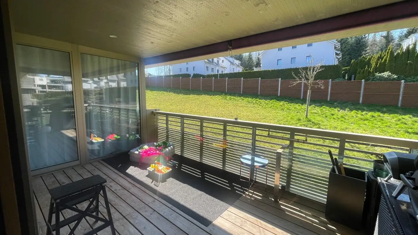 Appartement à louer - Im Gütsch 8, 8122 Binz - Photo 3