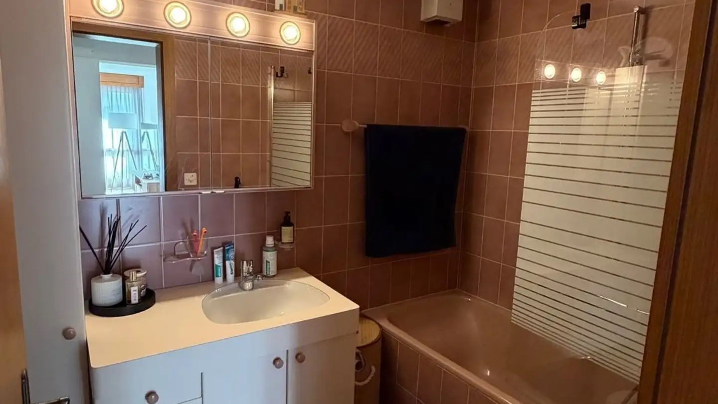 Wohnung mieten - Oberdorfstrasse 5, 3182 Ueberstorf - Foto 3