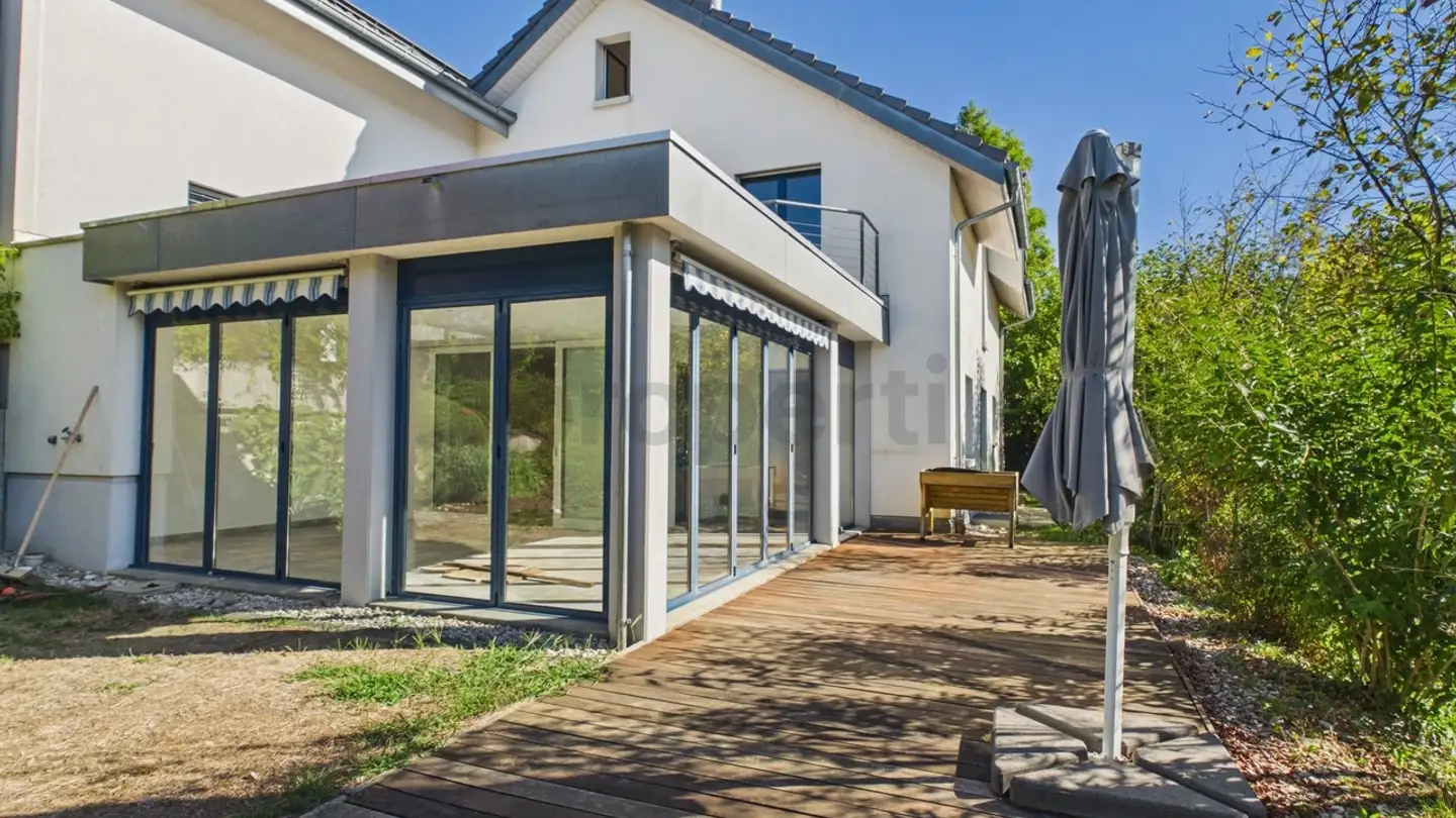 Row house for sale - 5417 Untersiggenthal