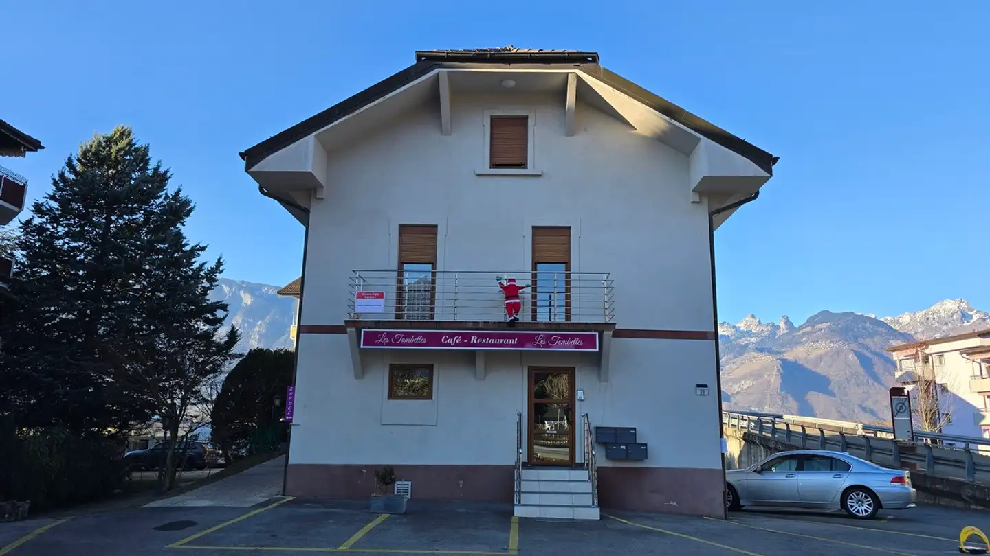 Edificio ad uso misto in affitto - Chemin Du Châtelard 23, 1860 Aigle