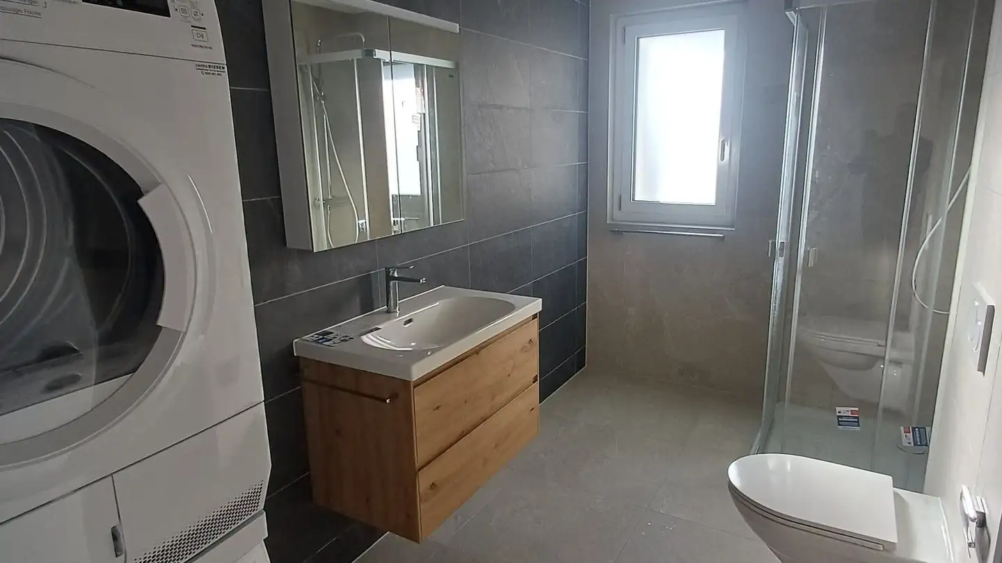 Stepped apartment for rent - 1566 St-Aubin FR - Photo 2