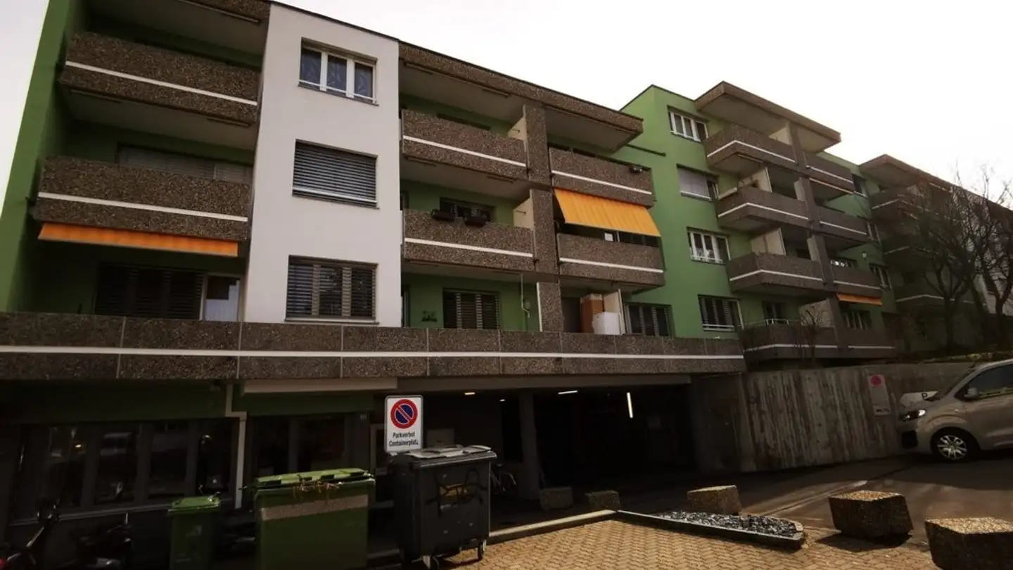 Parcheggio sotterraneo in affitto - Badenerstrasse 811, 8048 Zürich