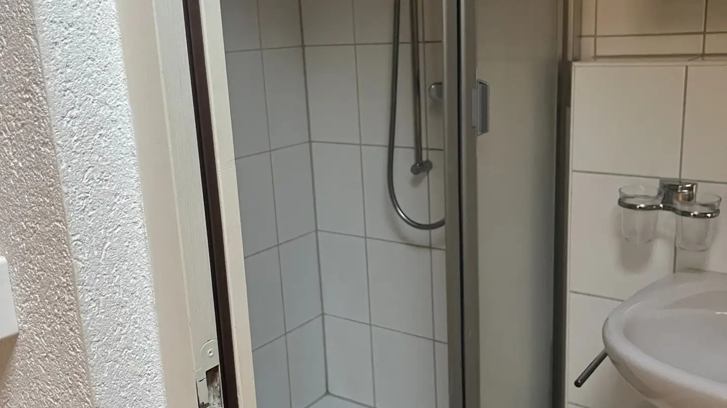 Appartement à louer - 2000 Neuchâtel - Photo 2