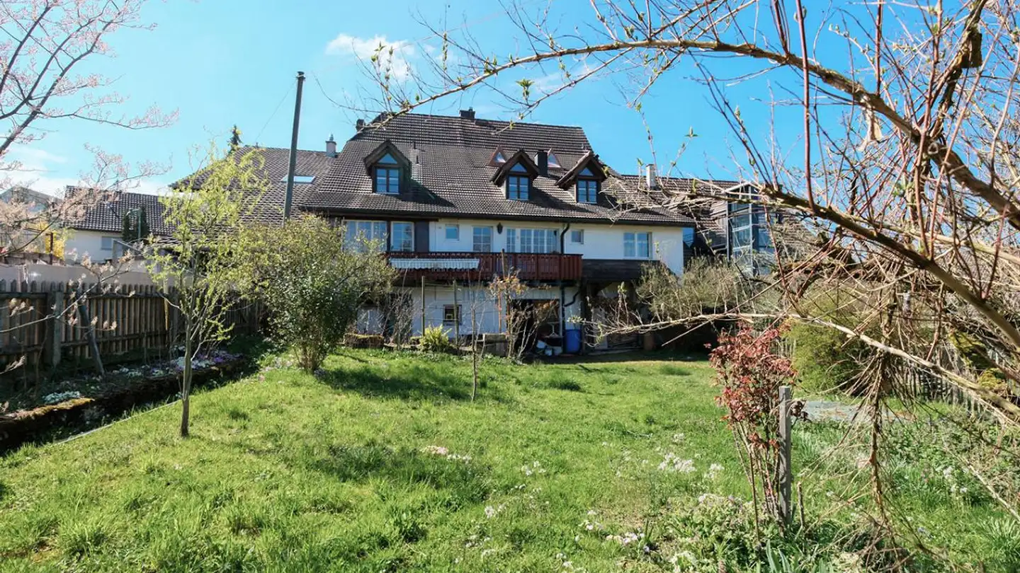 Mixed-use building for sale - Grendelweg 5, 4432 Lampenberg