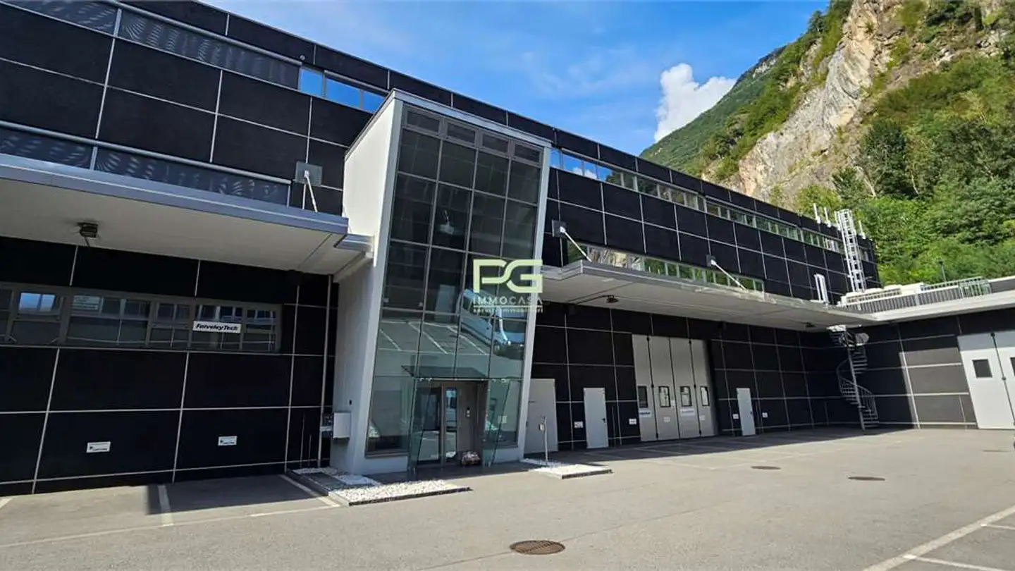 Bürofläche mieten - Via Stazione 18b, 6532 Castione