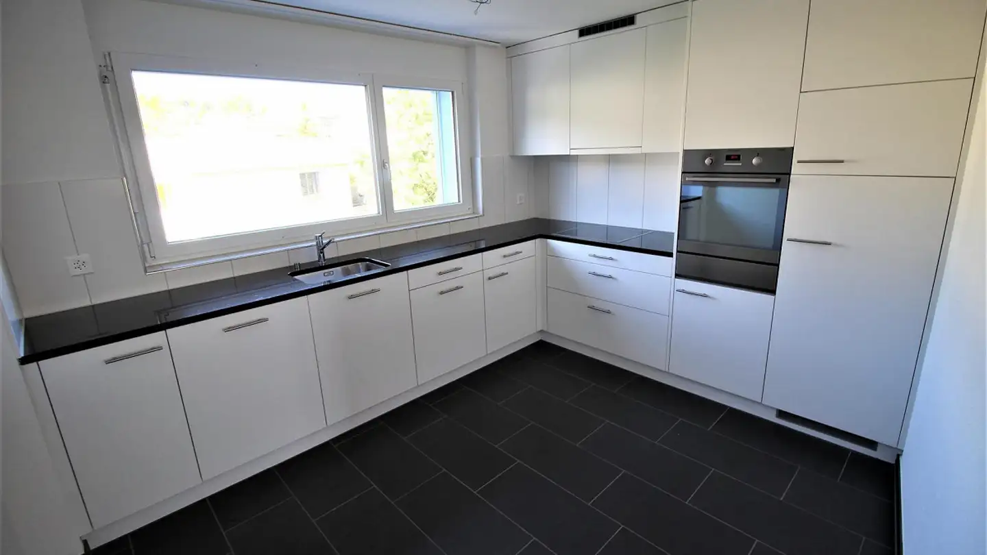 Apartment for rent - Klettgauerstrasse 45, 8212 Neuhausen am Rheinfall - Photo 2