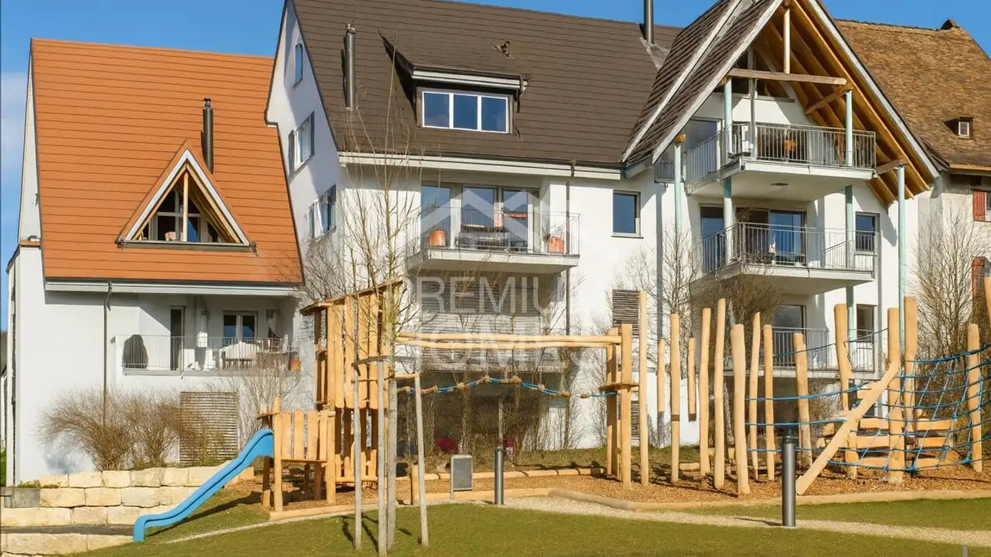 Residential building for sale - 4433 Ramlinsburg