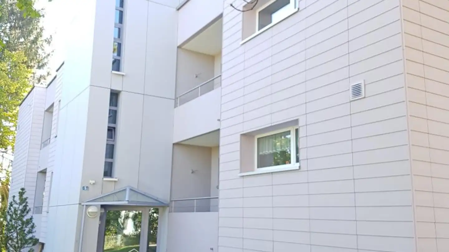 Wohnung mieten - Twäracherstrasse 3, 8118 Pfaffhausen