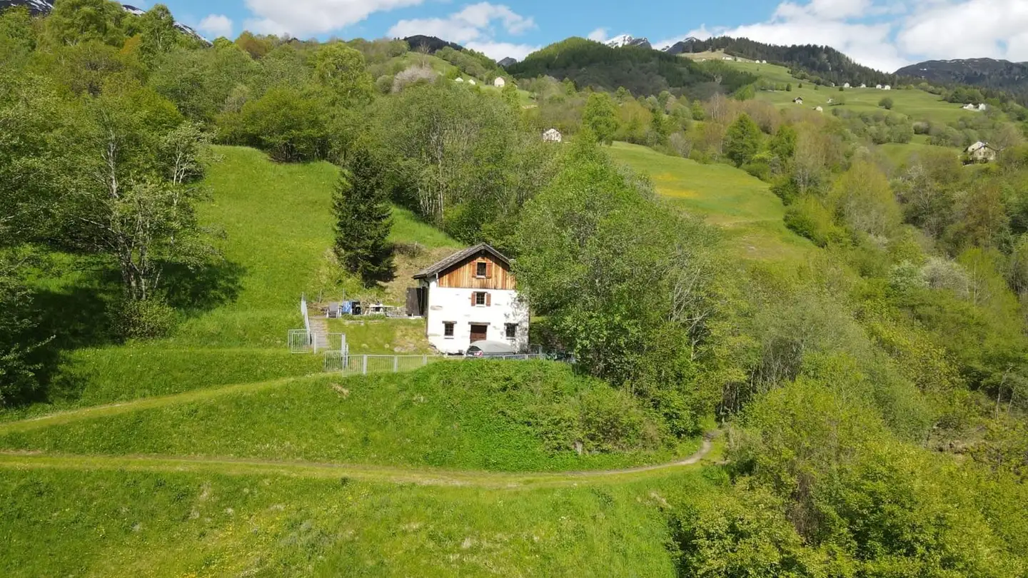 Einfamilienhaus mieten - 6723 Prugiasco