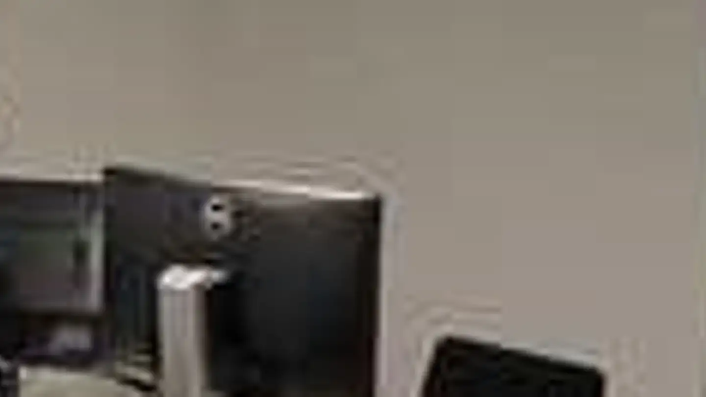 Office space for rent - Piaza 10, 6535 Roveredo GR - Photo 2