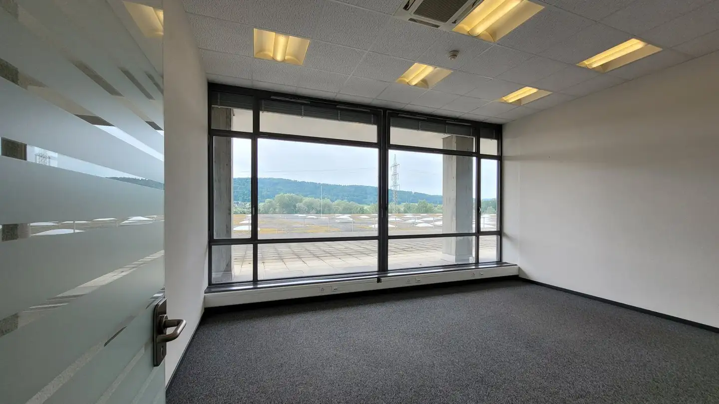 Spazio ufficio in affitto - Industriestrasse 19, 8112 Otelfingen