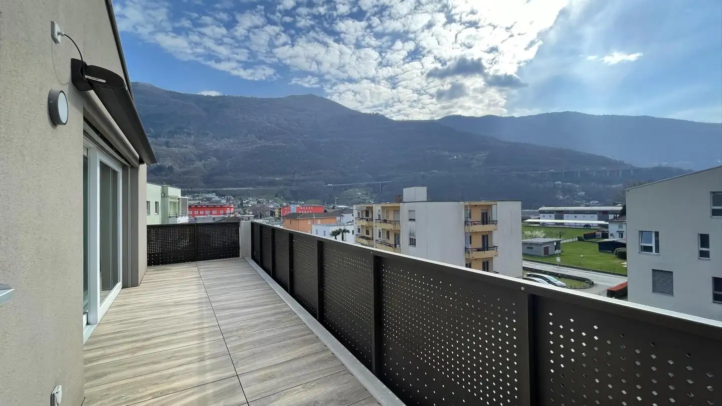 Wohnung mieten - Via Stazione 12, 6592 S. Antonino - Foto 4