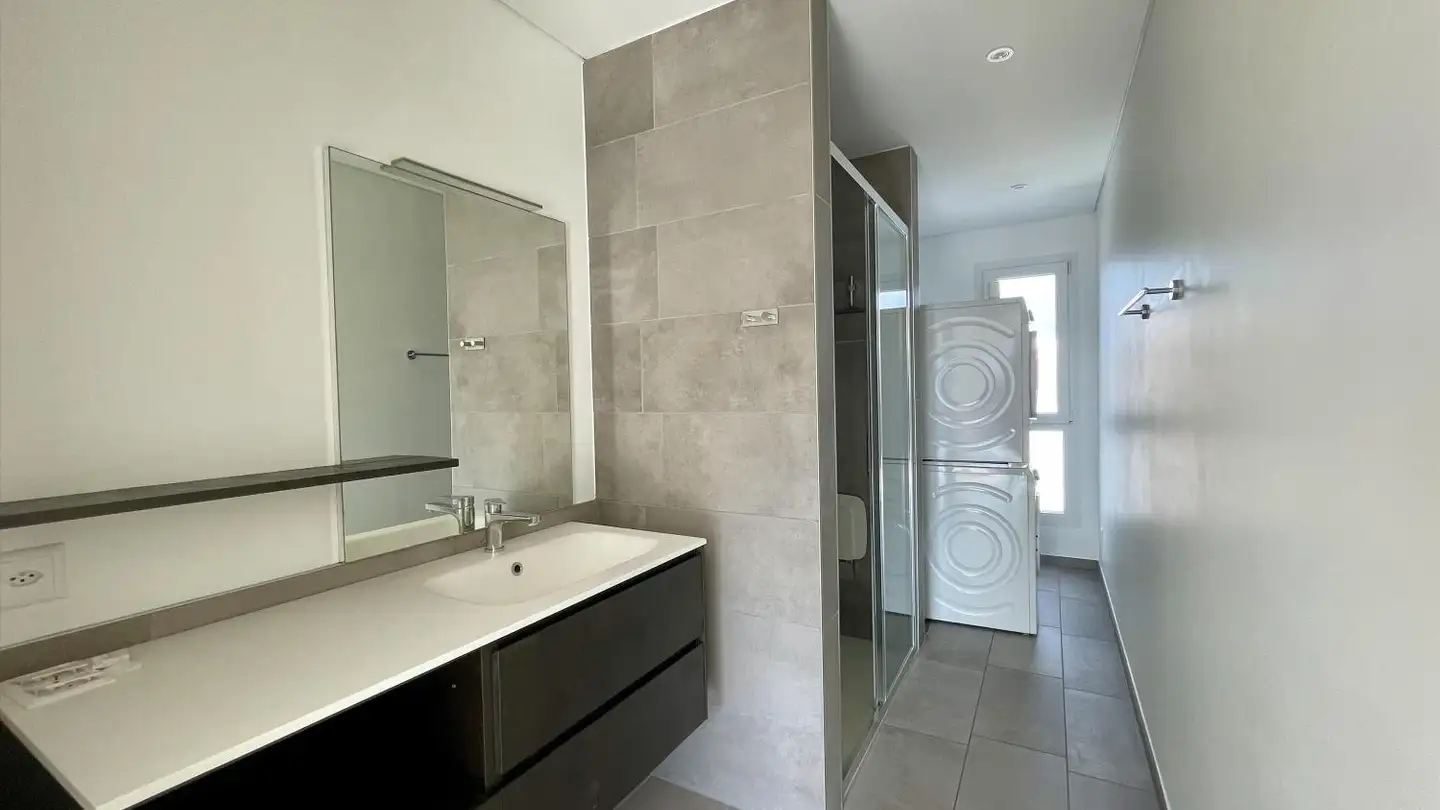 Wohnung mieten - Via Stazione 12, 6592 S. Antonino - Foto 2