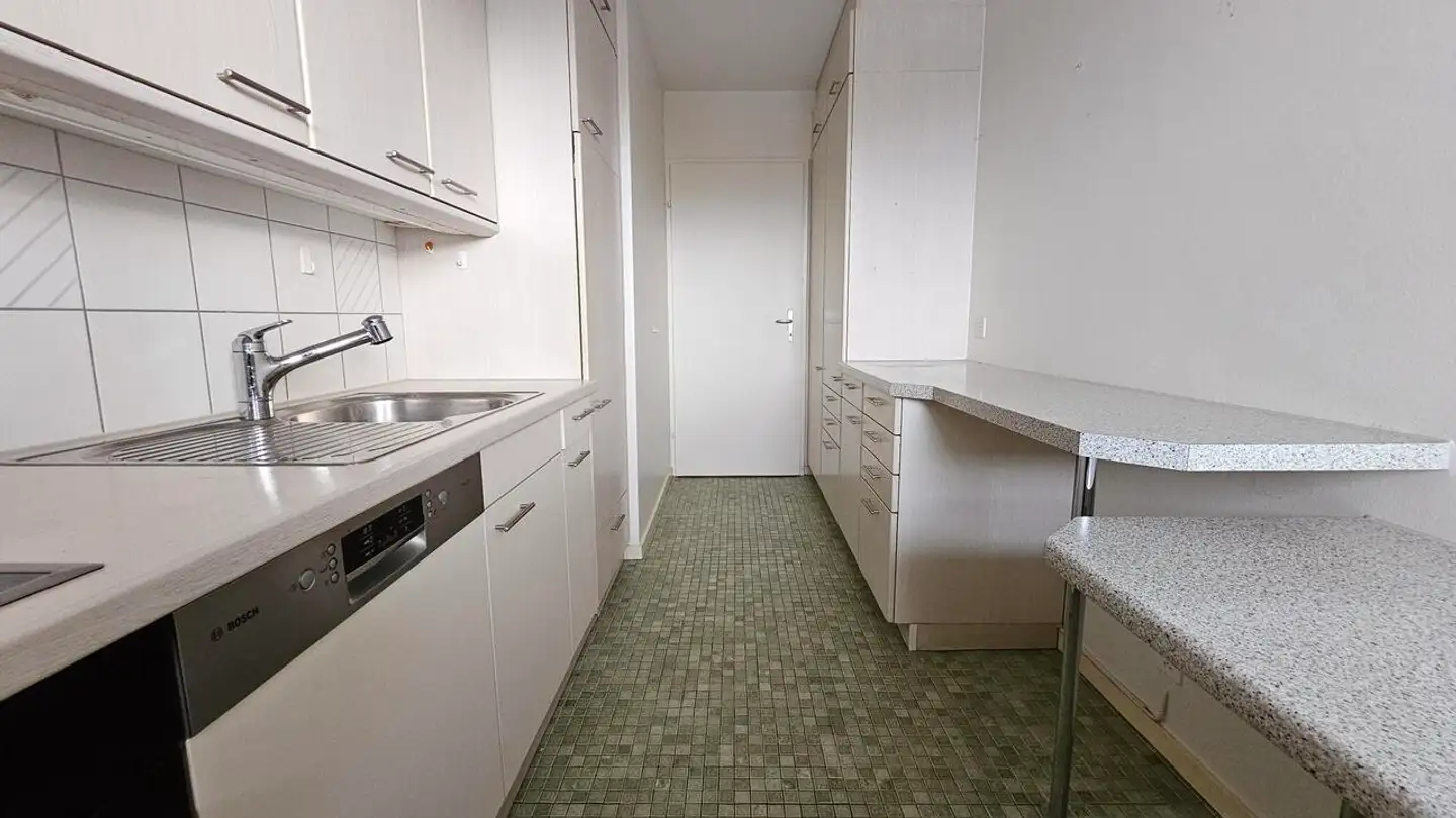 Apartment for sale - In Den Hagenbuchen 2, 4144 Arlesheim - Photo 4