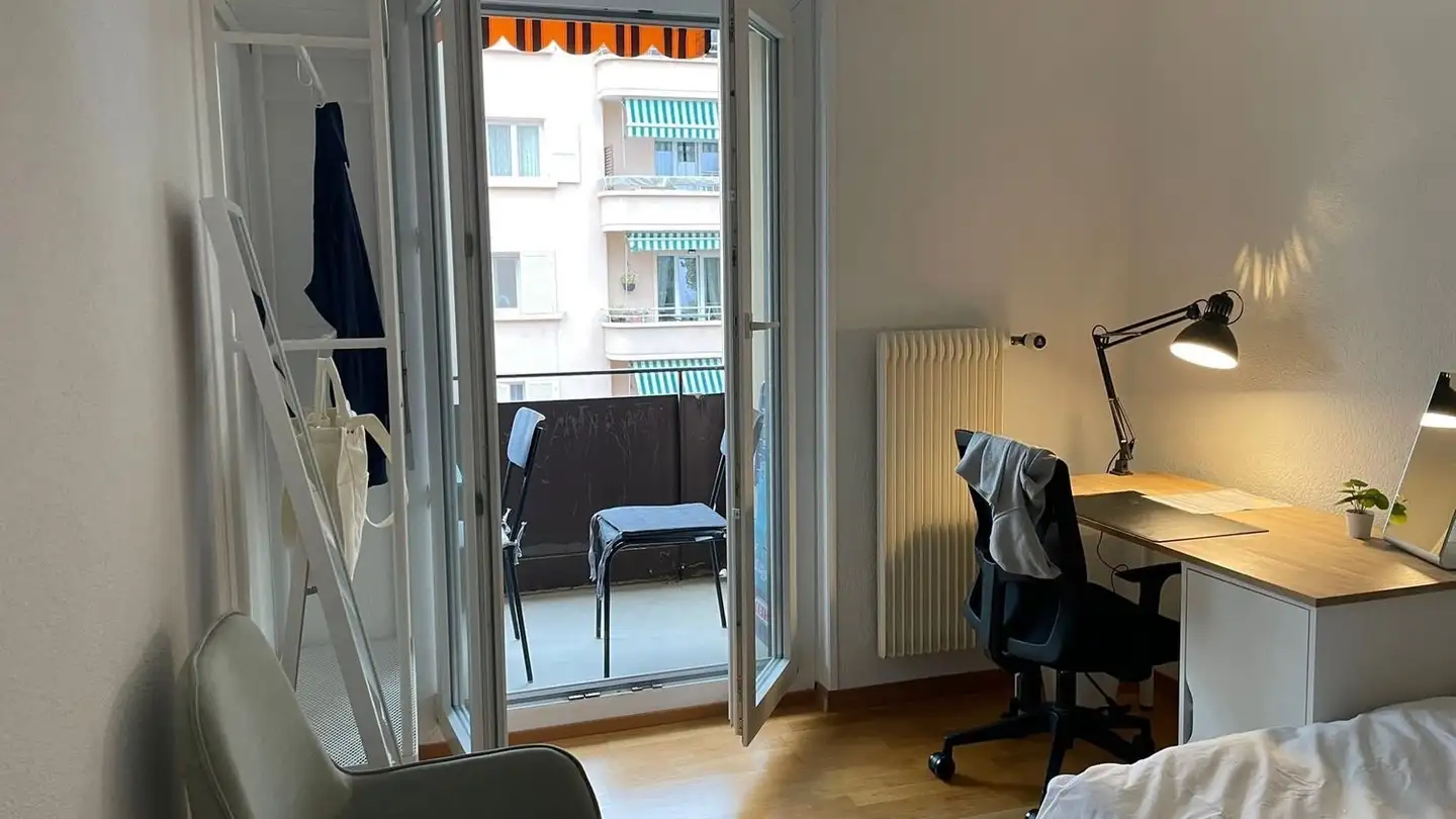 Chambre à louer - 2300 La Chaux-de-Fonds - Photo 2