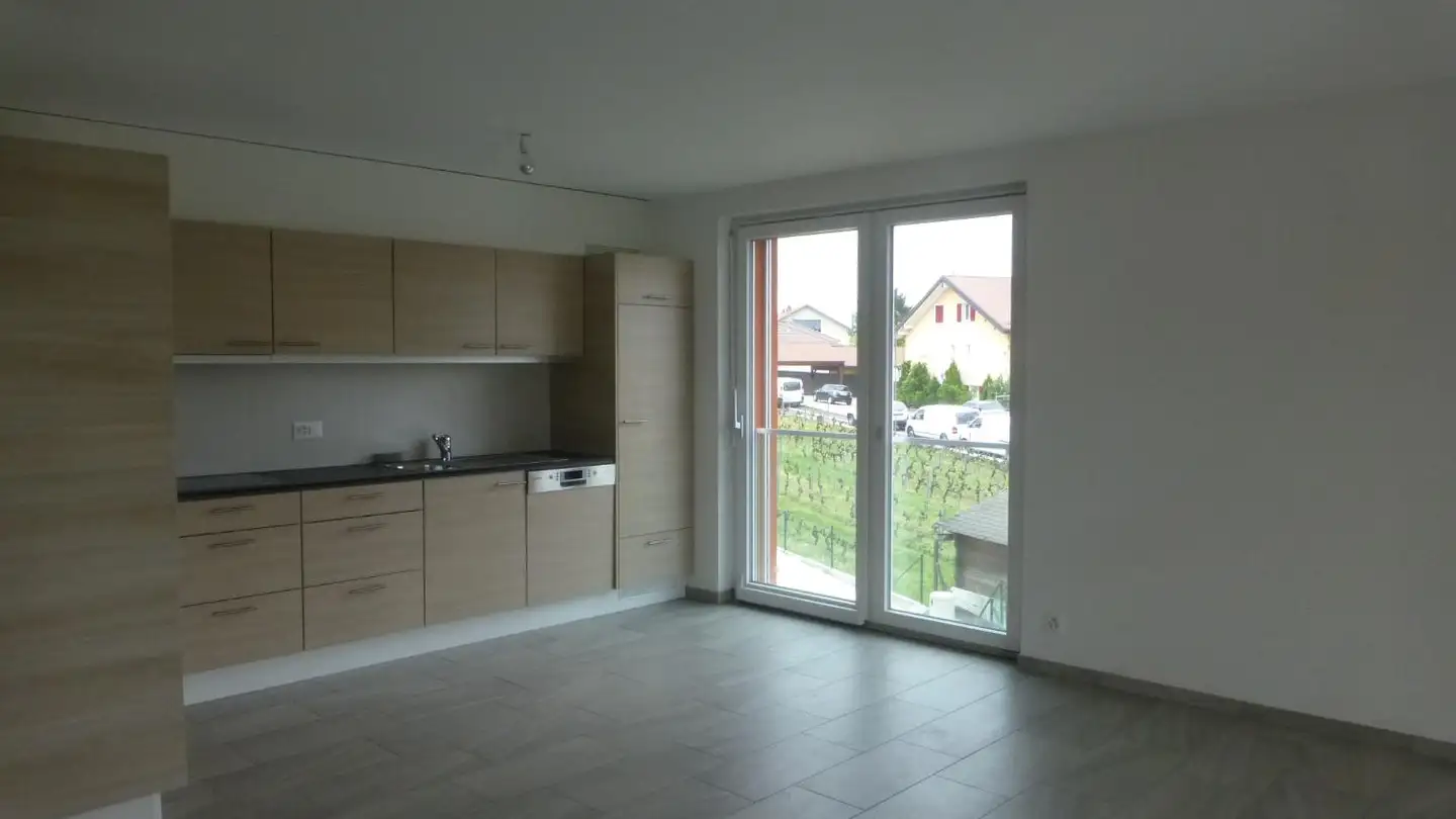 Apartment for rent - Route De Tartegnin 5, 1182 Gilly - Photo 4