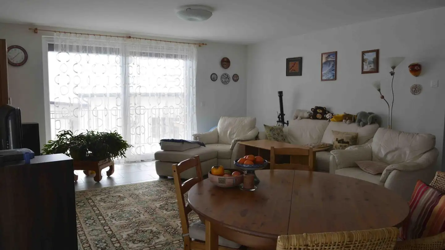 Apartment for rent - Route De Tartegnin 5, 1182 Gilly - Photo 2