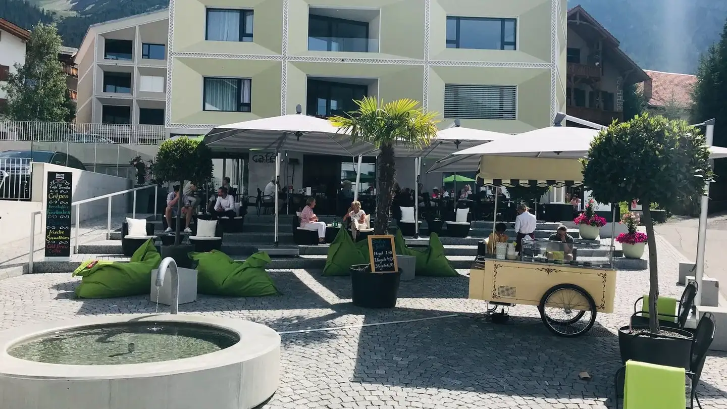 Ristorante in affitto - Senda Baselgia 2a, 7078 Lenzerheide/Lai - Photo 2