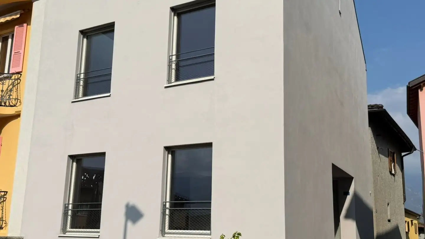 Single house for sale - 6528 Camorino