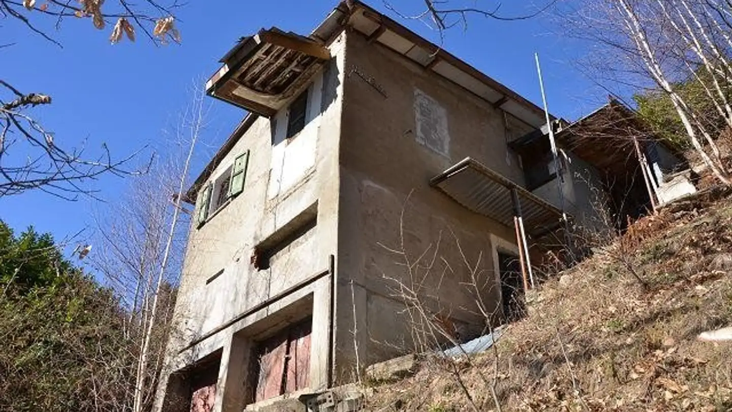 Haus kaufen - 6958 Corticiasca