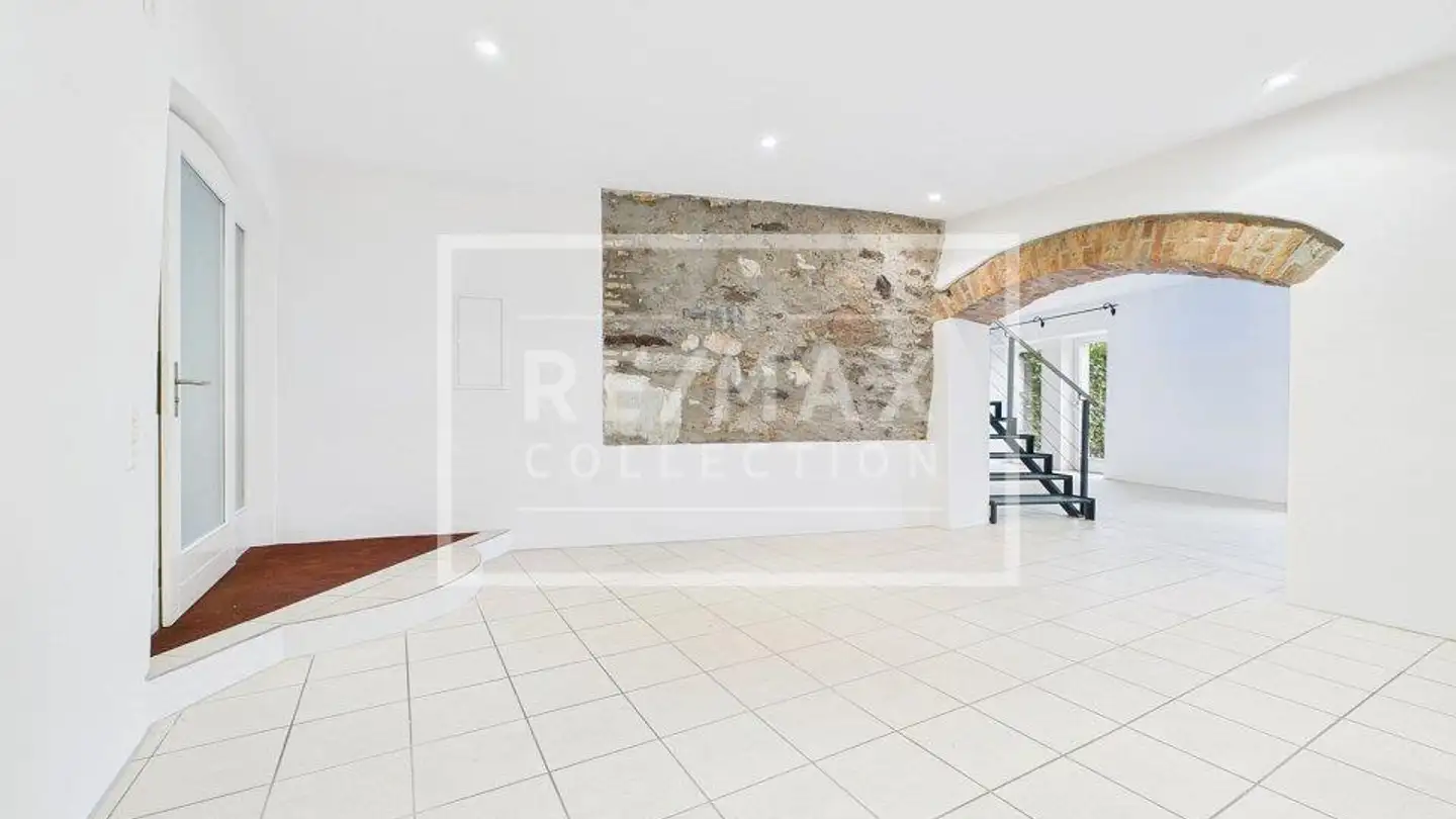 Apartment for rent - 6914 Carona - Photo 3