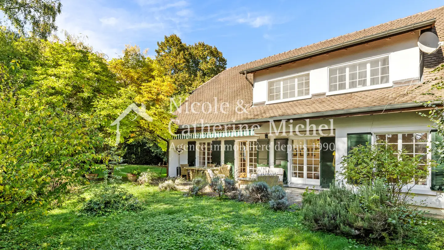 Single house for sale - 1295 Mies