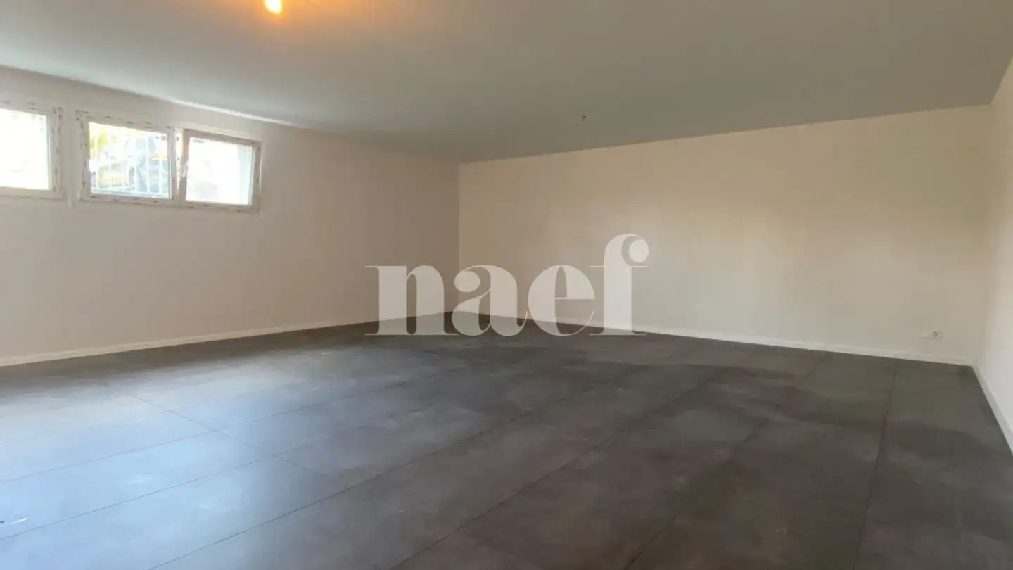 Espace de stockage à louer - Route De Russy 14, 1563 Dompierre FR - Photo 2