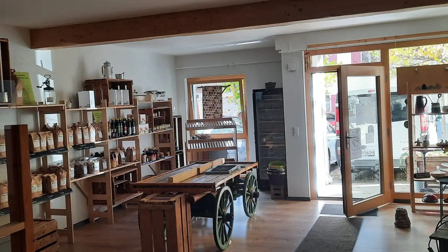 Wohnung mieten - Rue Du Château 14, 2088 Cressier NE - Foto 2