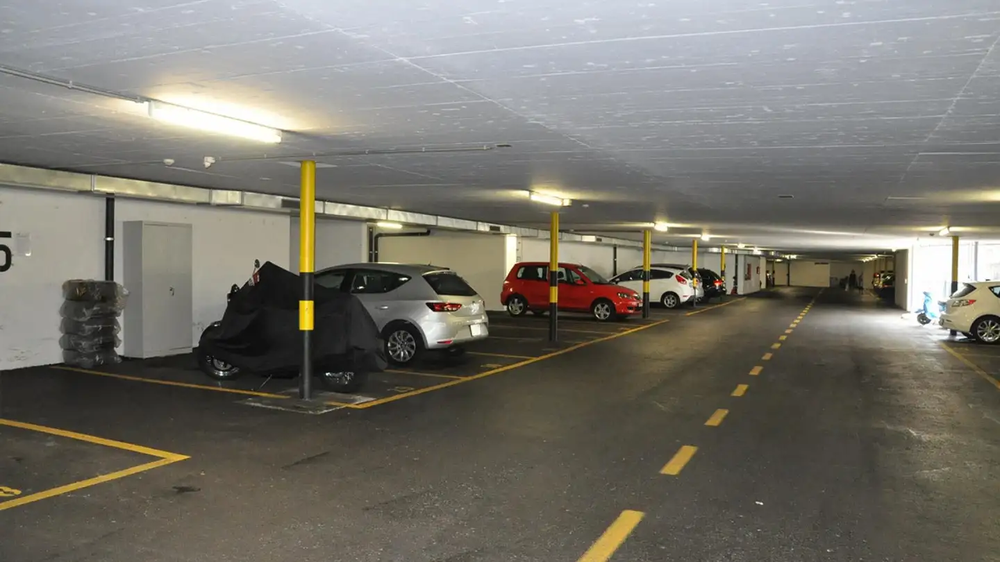 Underground parking space for rent - Grünring 5, 9524 Zuzwil SG - Photo 2