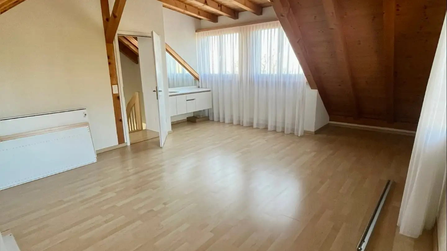 Wohnung mieten - Kiesacker, 8340 Hinwil - Foto 2