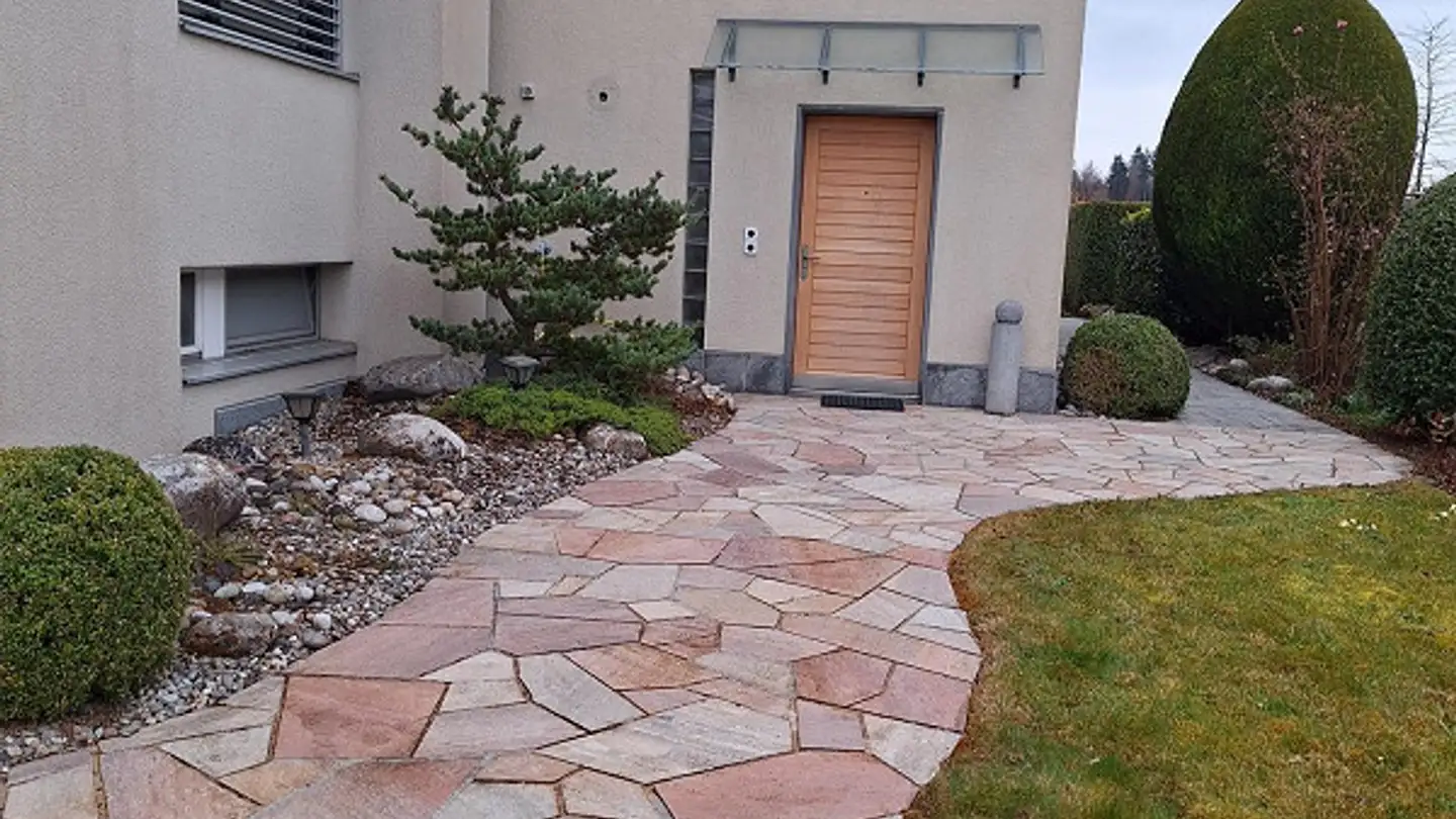 Apartment for rent - 6026 Rain