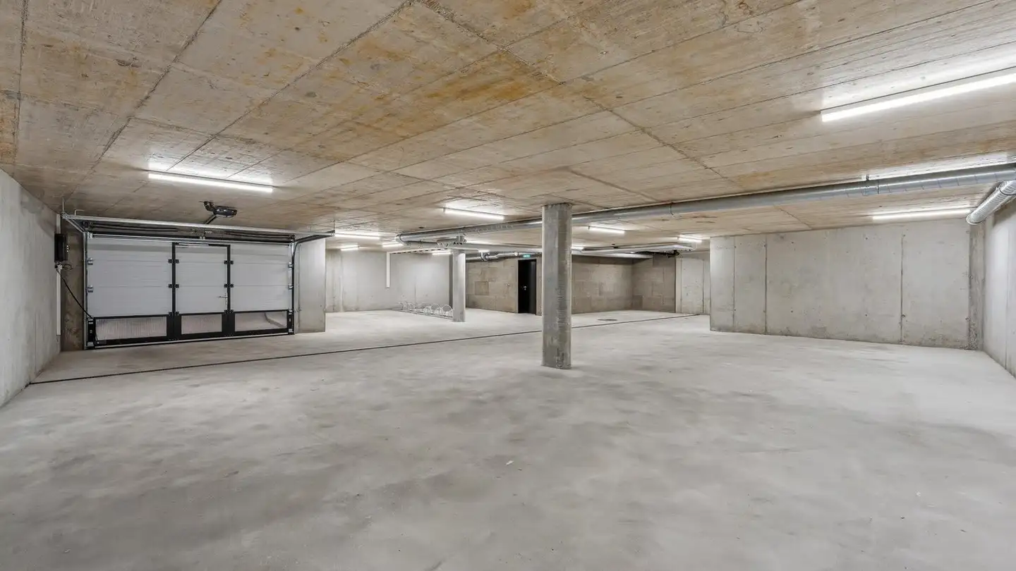 Indoor motorbike parking space for rent - Rautistrasse 116, 8048 Zürich - Photo 2
