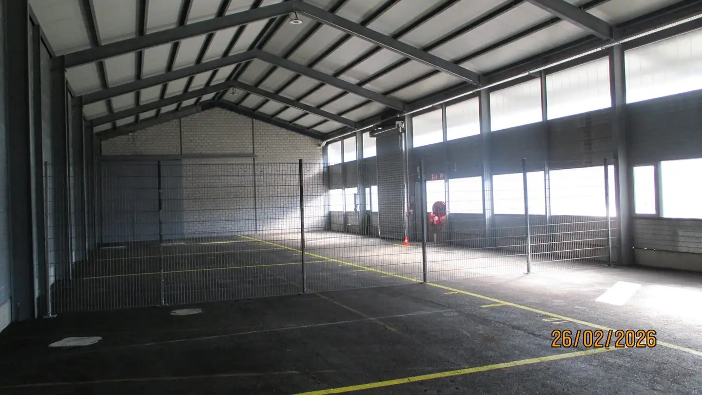 Überdachter Parkplatz mieten - Frauenfelderstrasse 1, 8523 Hagenbuch ZH - Foto 4