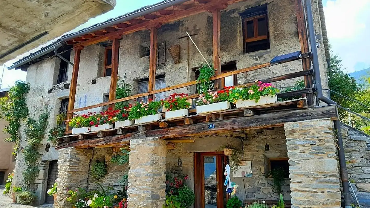 Casa singola in vendita - Castaneda, 6540 Castaneda