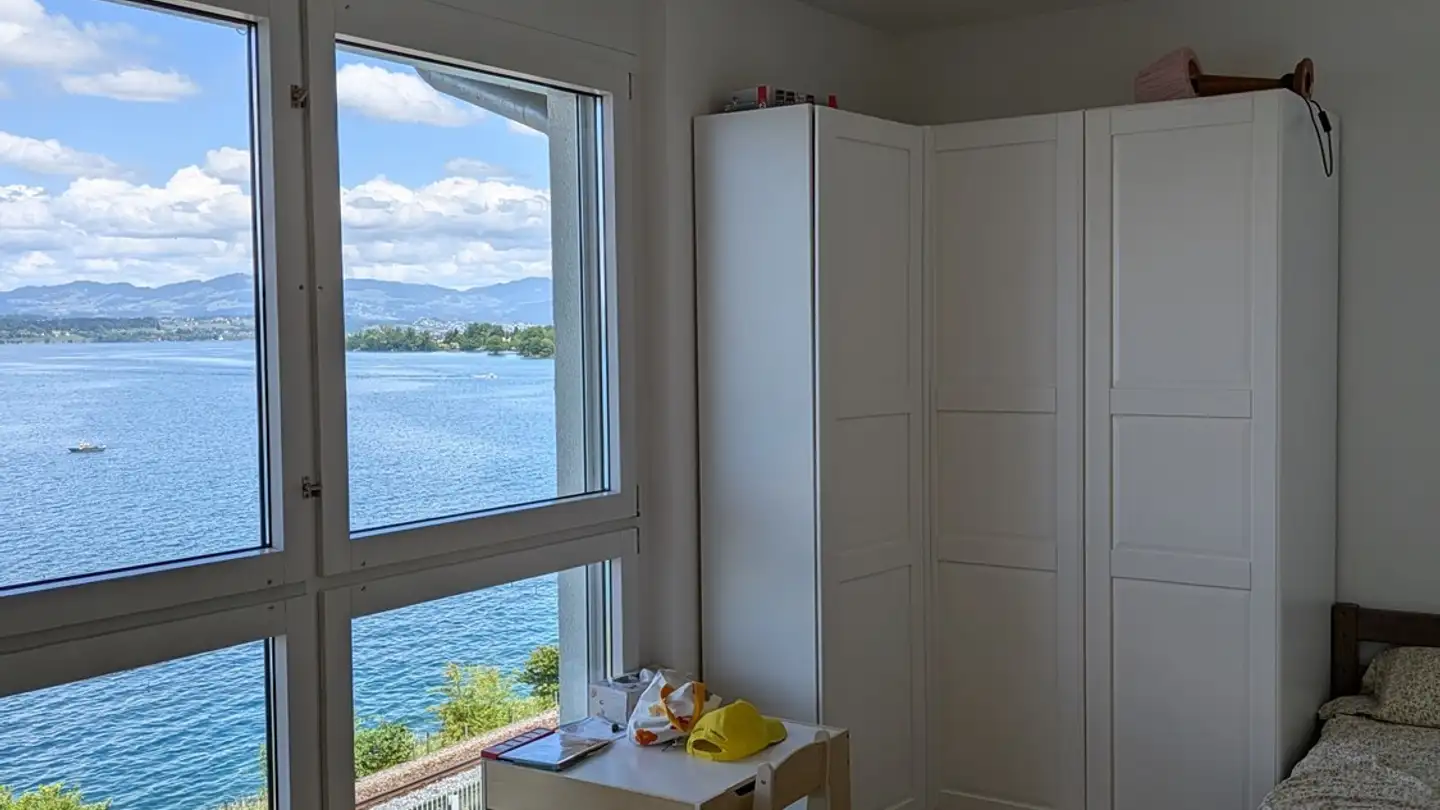 Appartement à louer - Seestrasse 24c, 8806 Bäch SZ