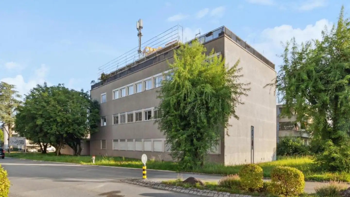 Commerciale in affitto - Tämperlistrasse 2, 8117 Fällanden