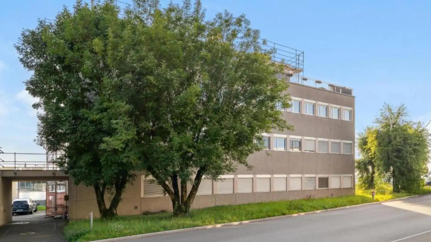 Commerciale in affitto - Tämperlistrasse 2, 8117 Fällanden - Foto 2