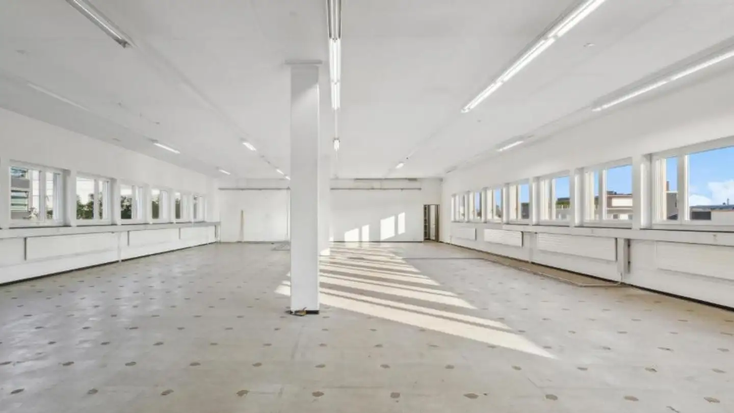 Commerciale in affitto - Tämperlistrasse 2, 8117 Fällanden - Foto 3