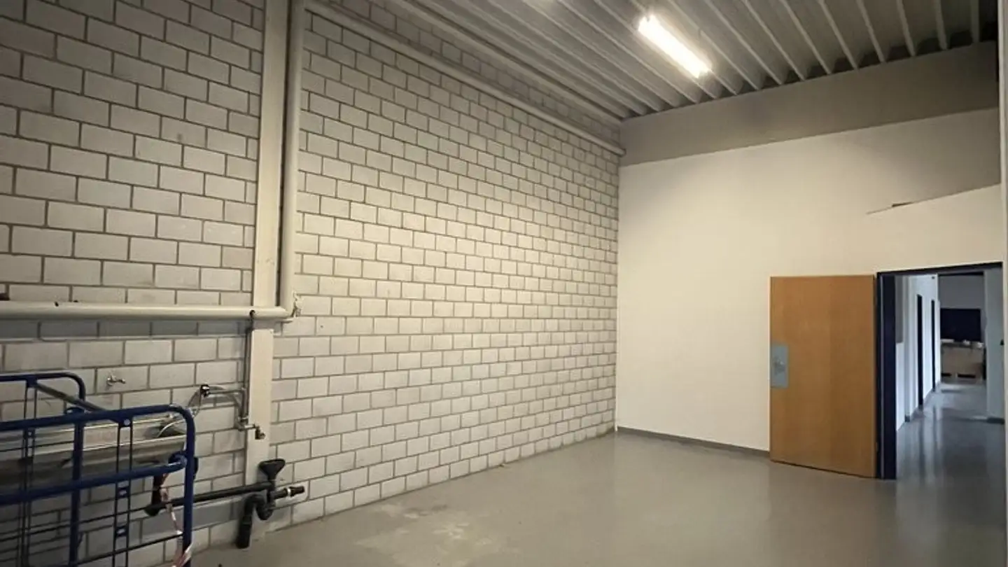 Commercial à louer - Rue De Longeau / Lengnaustrasse 10, 2504 Biel/Bienne - Photo 3