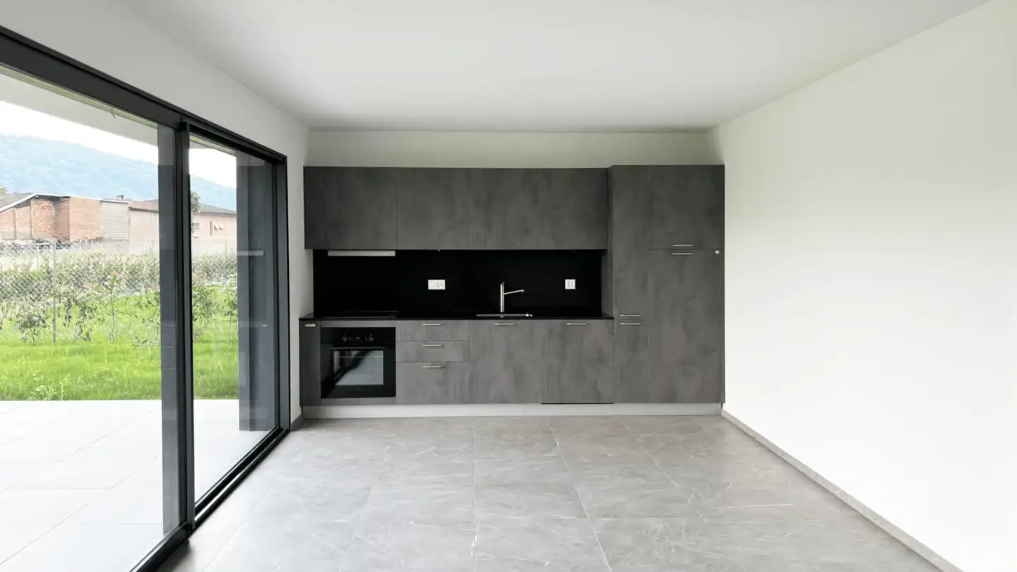 Appartement à louer - Via Cava 5, 6855 Stabio