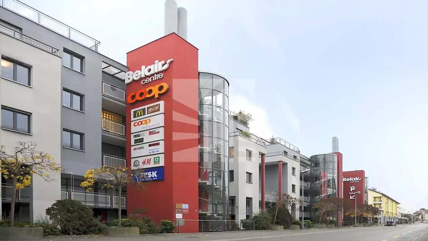 Magasin à louer - Rue D'orbe 1, 1400 Yverdon-les-Bains