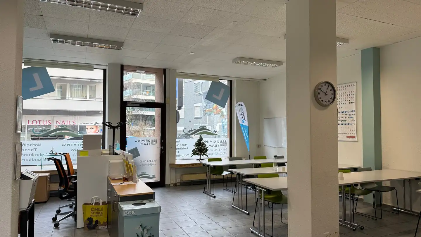 Office space for rent - Baslerstrasse 145, 8048 Zürich
