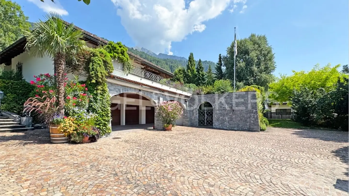 Villa in vendita - 7307 Jenins - Photo 2