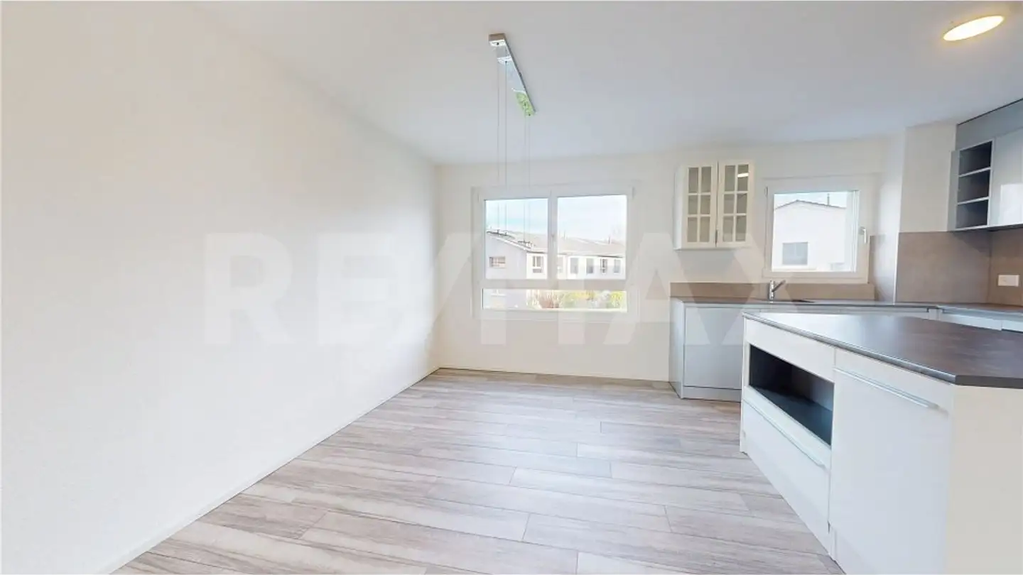 Apartment for sale - 1724 Le Mouret