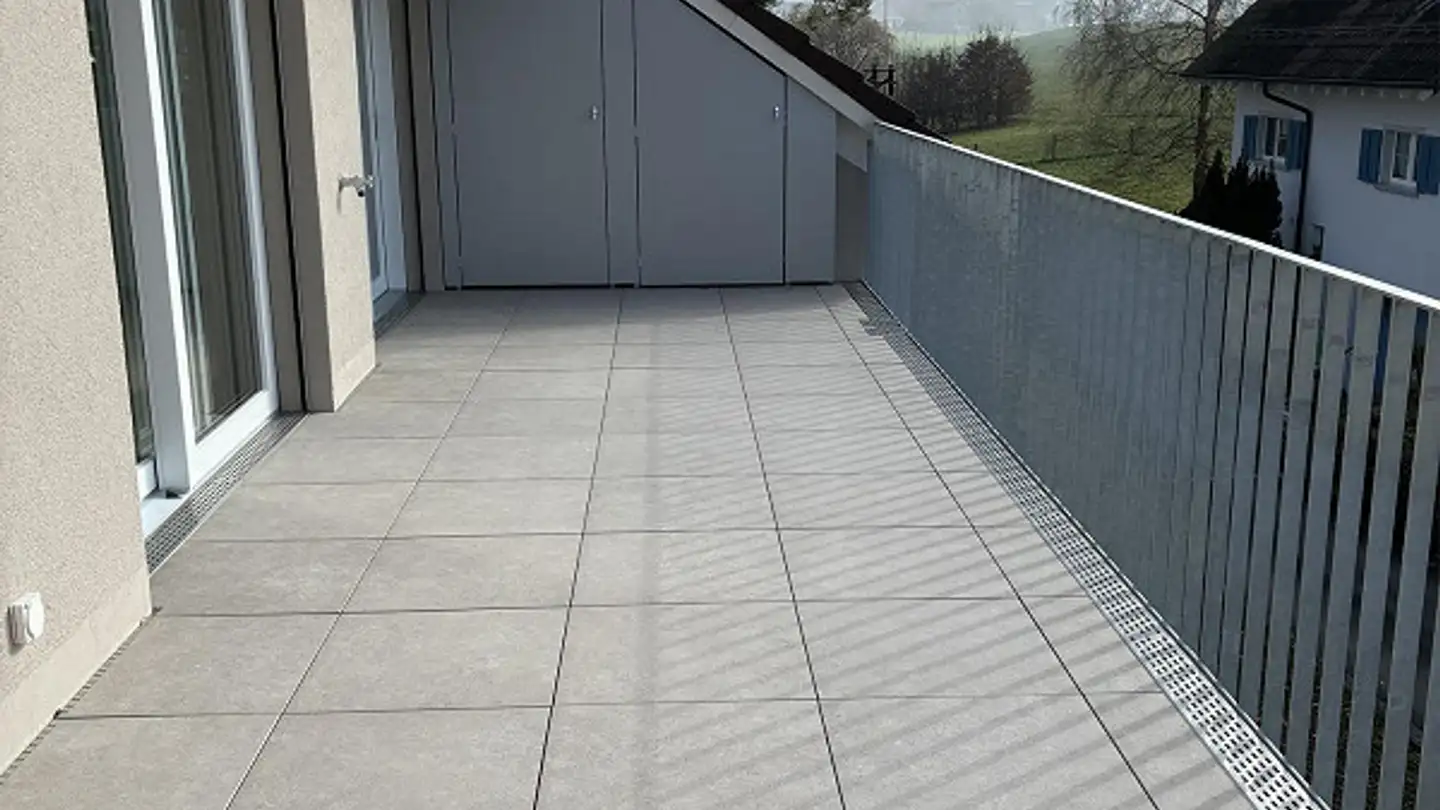 Attique à louer - Witfeldstrasse 1, 8248 Uhwiesen