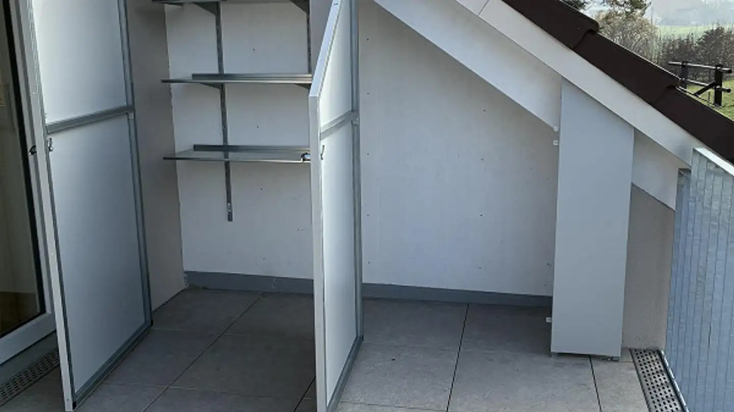 Attique à louer - Witfeldstrasse 1, 8248 Uhwiesen - Photo 2